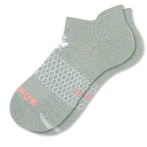 NWOT Bombas Performance Running Midweight Ankle Socks - Gray/Pink Medium 8-10.5